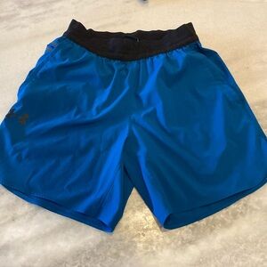 Under Armour Men's UA Vanish Elite Shorts in Varsity Blue size Smalll S